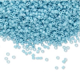 Seed beads, Delica 11/0, duracoat opaque lys turkisblå, 7,5 gram. DB2128V